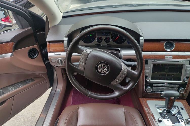 Used Volkswagen Phaeton 2012 3.0L Business Edition
