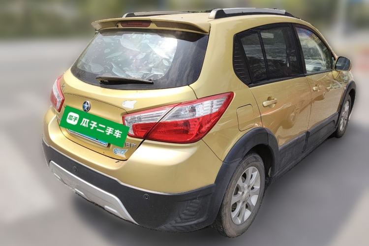 Used Venucia R50X 2013 1.6L Automatic Model Rear Right 45 Deg