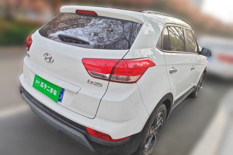 Used Hyundai ix25 2017 1.6L Automatic Smart Version Rear Right 45 Deg