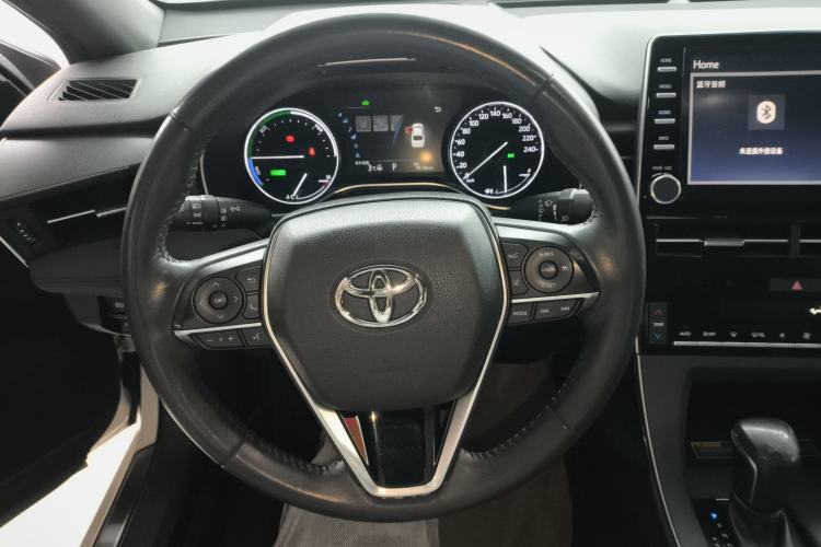 Used Toyota Avalon 2019 Dual-Engine 2.5L Luxury Edition China VI Standard