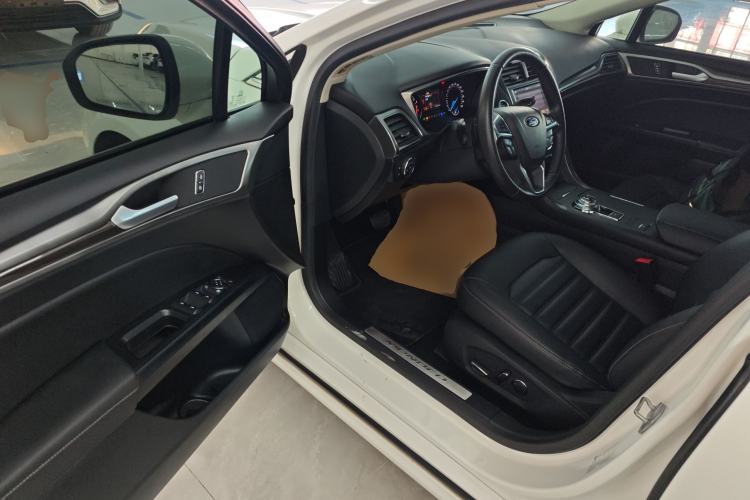 Used Ford Mondeo 2018 EcoBoost 180 Smart Control Fashion Model China VI Standard