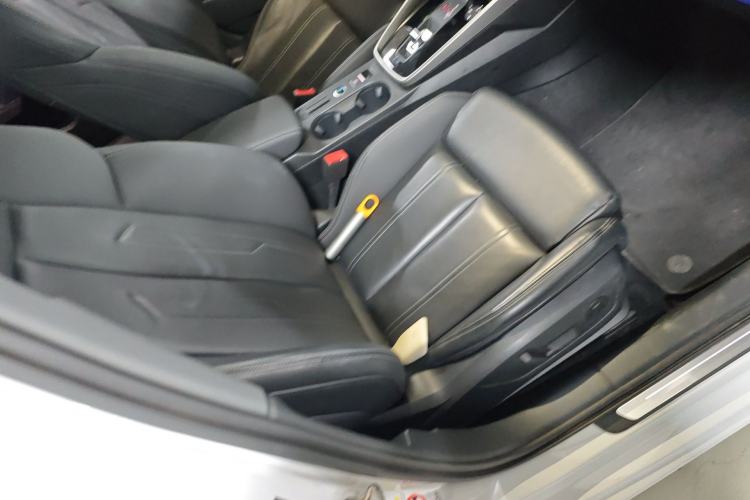 Used Audi A3 2023 Restyled A3L Limousine 35 TFSI Luxury Prestige Edition Right Front Seat