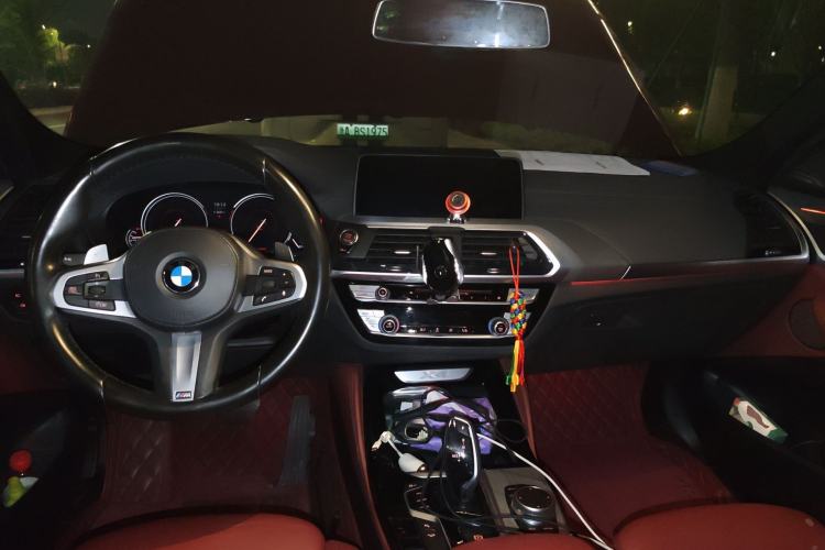 Used BMW X4 2019 xDrive30i M Sport Package Center Console