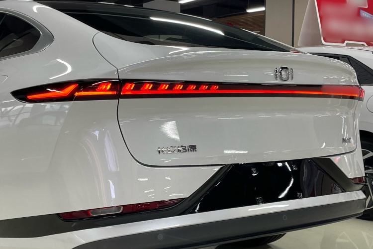 Used CHANGAN NEVO A07 2025 Blue Whale Range-Extending Model 140 Elite Version Exterior 7