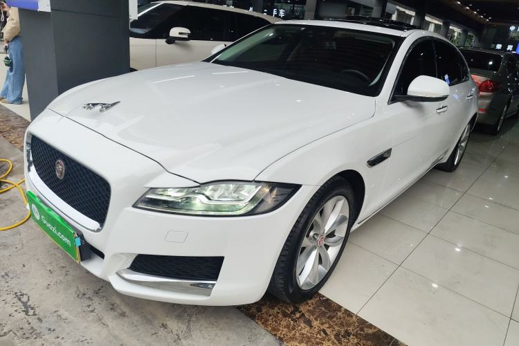 Used Jaguar XFL 2019 XFL 2.0T 250 PS Two-Wheel-Drive Luxury Edition