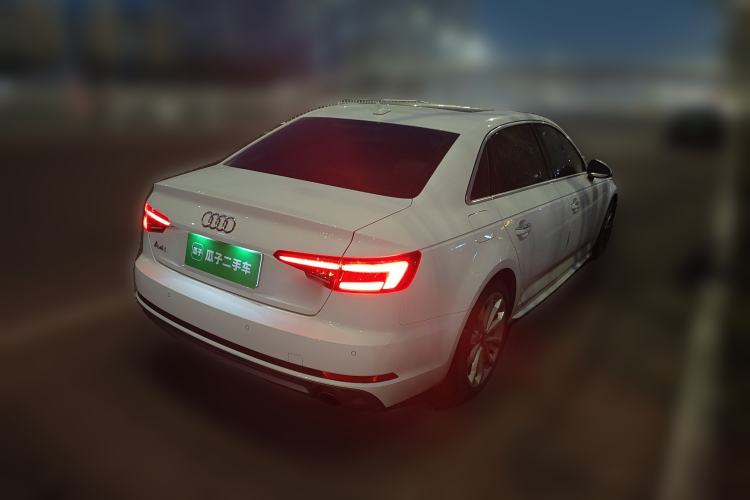 Used Audi A4L 2018 30th Anniversary Edition 40 TFSI Fashion Model