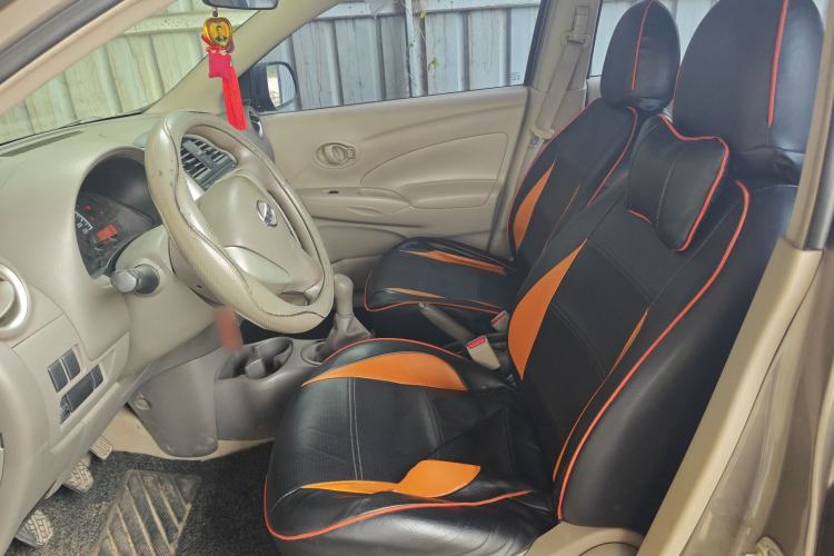 Used Nissan Sunny 2015 1.5XE Manual Comfort Edition Left Front Seat