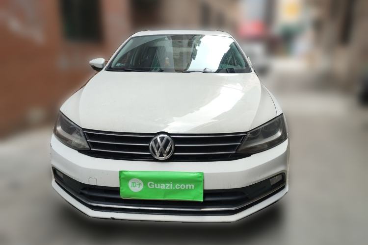 Used Volkswagen Sagitar 2015 230TSI Automatic Comfort Version