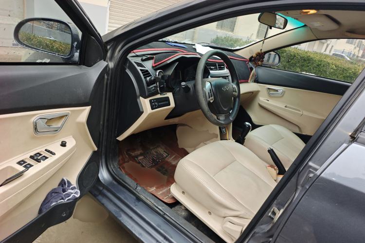 Used Chery Fengyun 2 2013 Hatchback 1.5L Manual Ruiyi Edition