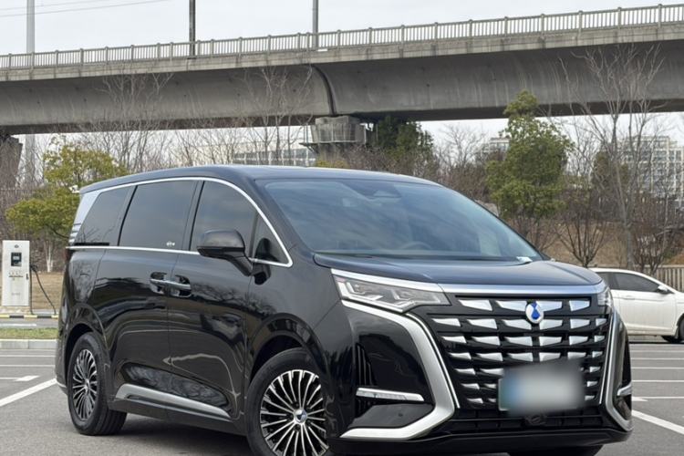 Used Denza D9 2022 DM-i 970 Four-Wheel Drive Flagship Model