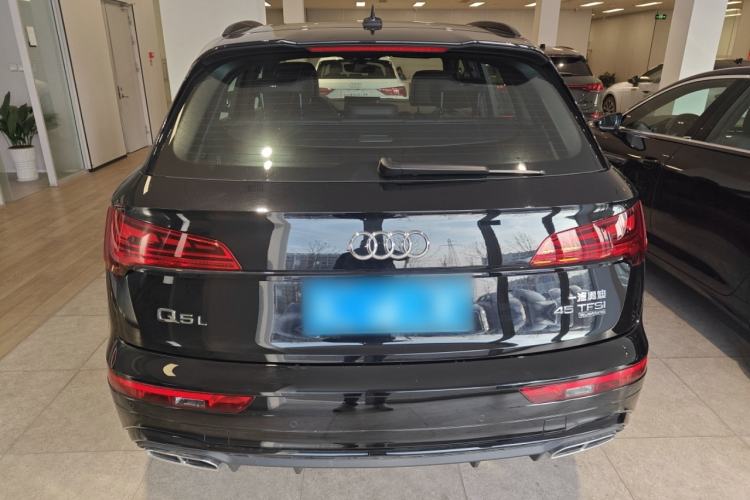 Used Audi Q5L 2025 quattro 45th Anniversary Edition 45 TFSI Luxury Dynamic Model