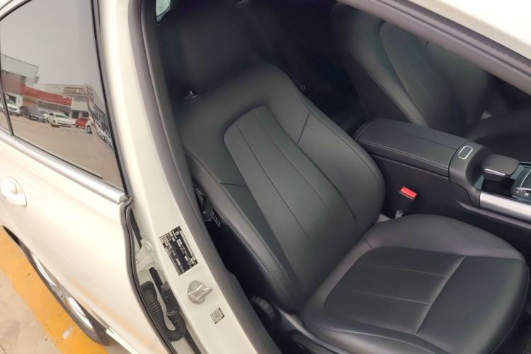 Used Mercedes-Benz B-Class 2022 B 200 Fashion Model Right Front Seat