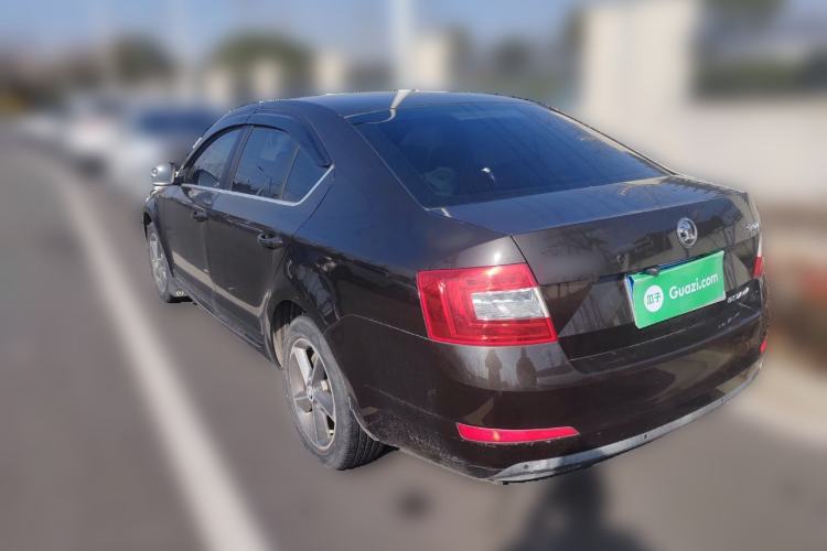Used Skoda Octavia 2015 1.6L Manual Yijie Edition

