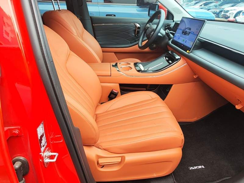 Used AION V 2024 Aion Tyrannosaurus 650 Smart Luxury Edition — 24