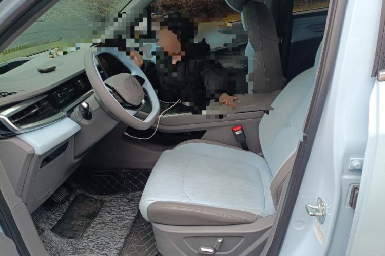 Used Livan 7 2023 450km Chiyue
