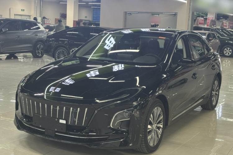 Used Hongqi E-QM5 2022 431 km Charge & Enjoy Edition