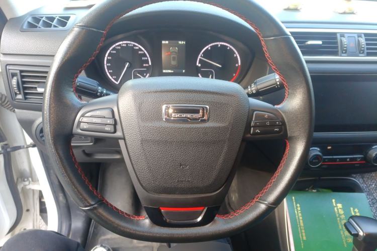 Used Qoros 5 2018 1.6T Automatic Prestige Model
