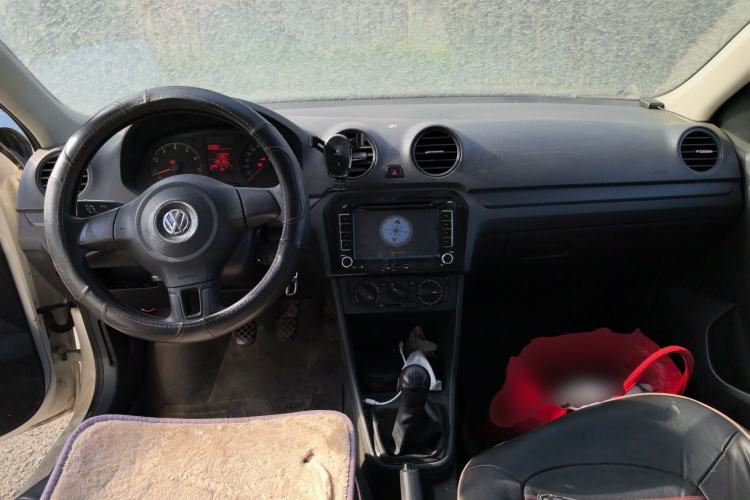 Used Volkswagen Jetta 2015 Value Edition 1.6L Manual Fashionable Style
