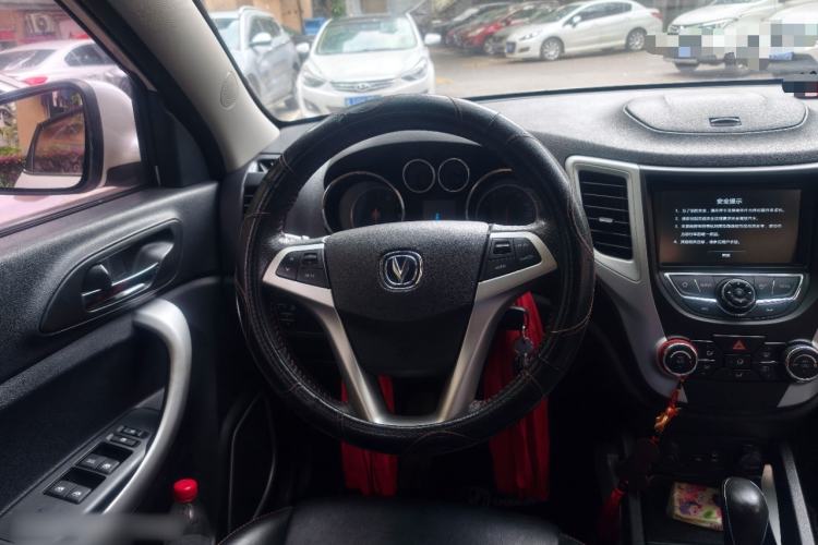 Used CHANGAN CS35 2012 1.6L Automatic Luxury Version China IV Standard
