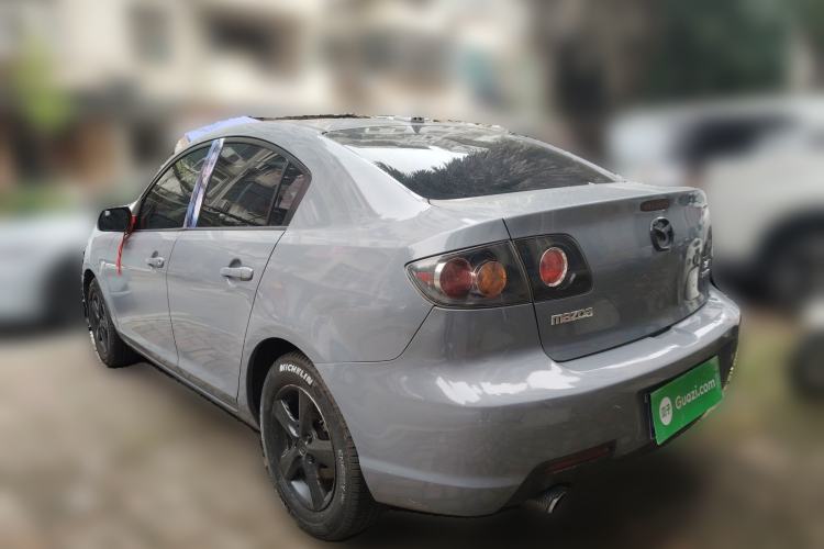 Used Mazda 3 2010 1.6L Manual Classic Stylish Version
