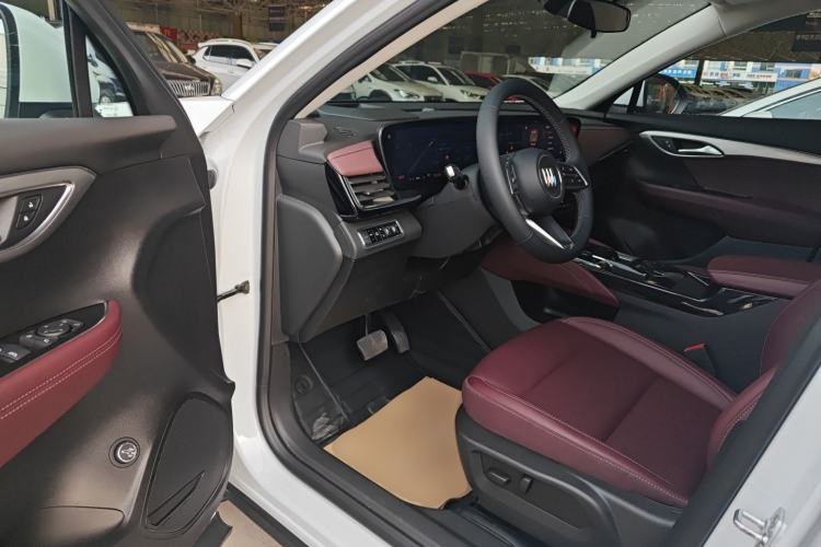 Used Buick Envision 2026 Model Range: Equinox S 25T Enjoyment Platinum Edition
