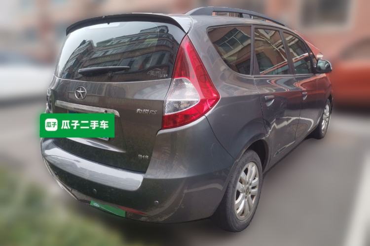 Used JAC Group Refine M2 2012 1.8L MT Business & Luxury 7-Seater