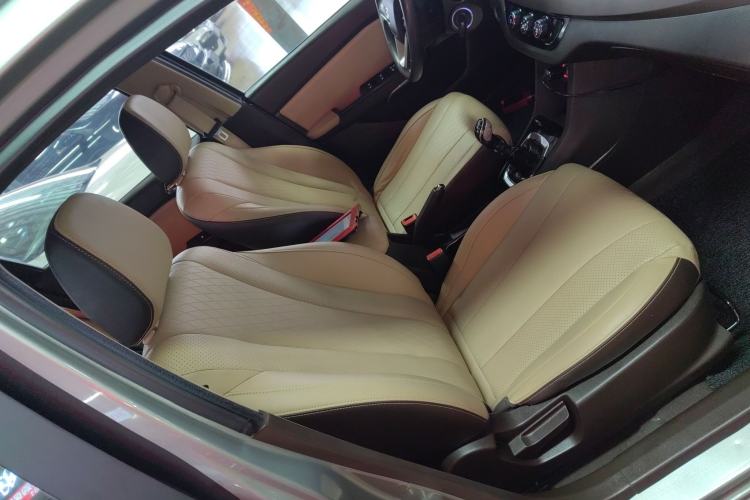 Used Baojun 310W 2017 1.5L Manual Fashion Edition China VI