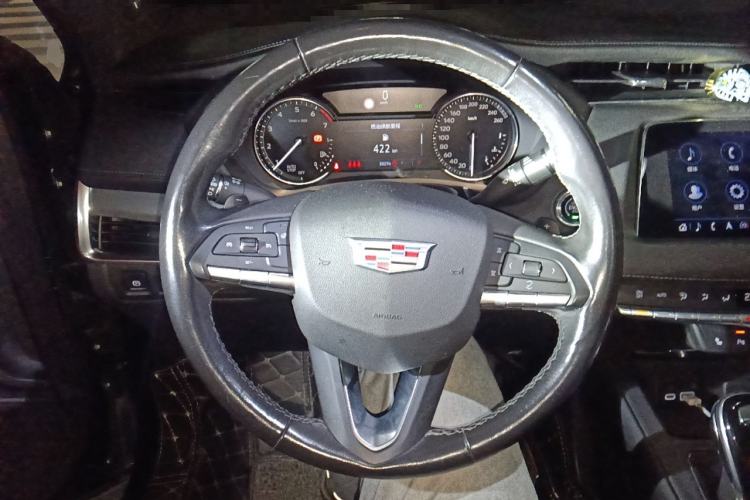 Used Cadillac XT4 2018 28T Two-Wheel-Drive Luxury Model