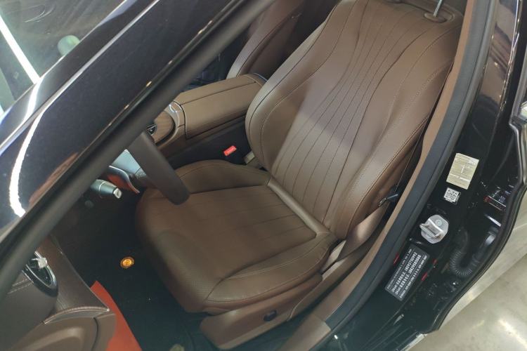 Used Mercedes-Benz E-Class 2023 Updated E 300 L Luxury Edition
