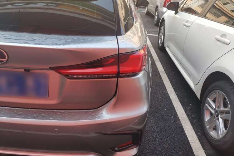 Used Lexus CT 2017 CT200h Elite Edition Solid Color China V Standard
