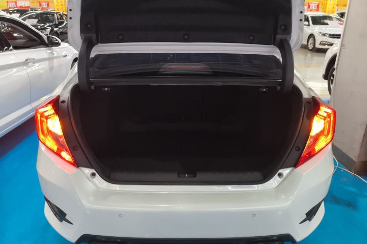 Used Honda Civic 2019 220TURBO CVT Dynamic Edition China VI