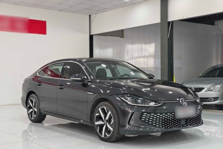 Used Volkswagen Lamando 2022 Lavida L 280TSI DSG Cool & Spicy Edition Exterior 2