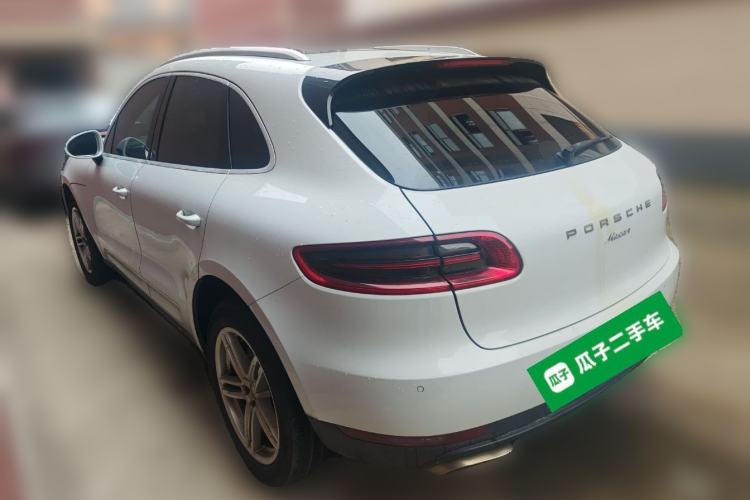 Used Porsche Macan 2016 Macan 2.0T Rear Left 45 Deg