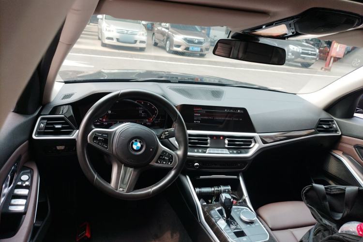 Used BMW 3 Series 2020 325Li M Sport Package Center Console