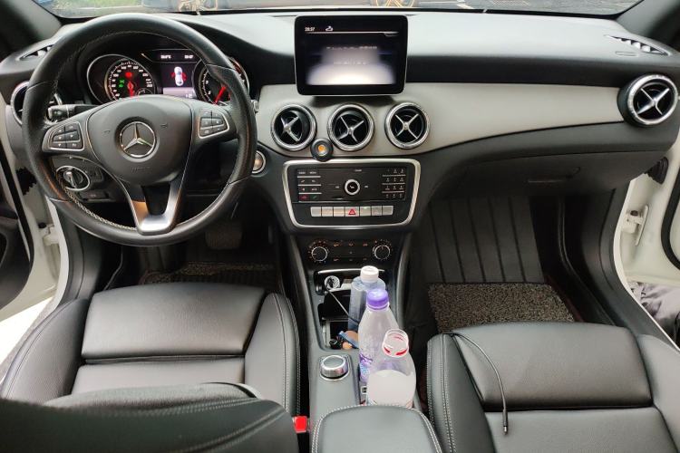 Used Mercedes-Benz CLA 2018 CLA 200 Sport Edition Center Console