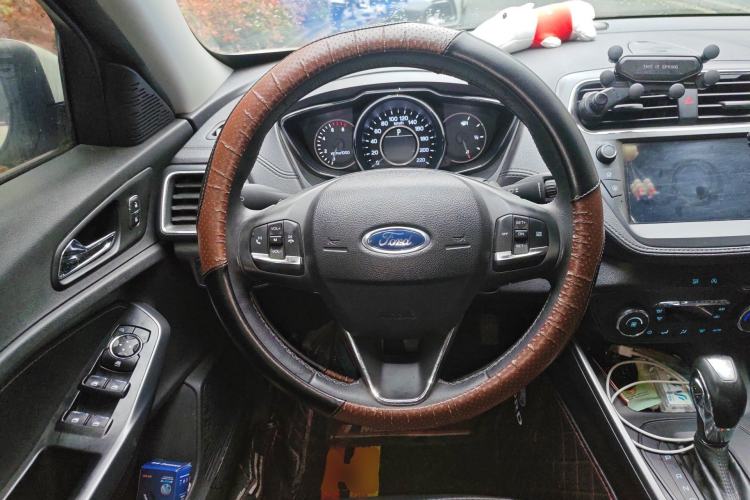 Used Ford Escort 2019 Revised Version 1.5L Automatic Enjoyment Type China VI Standard Steering Wheel