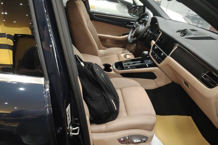 Used Porsche Macan 2023 Macan 2.0T