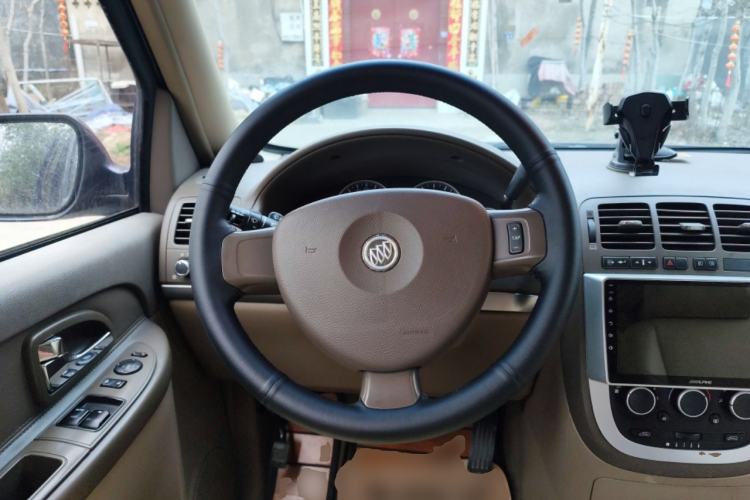 Used Buick GL8 2014 2.4L Classic Edition