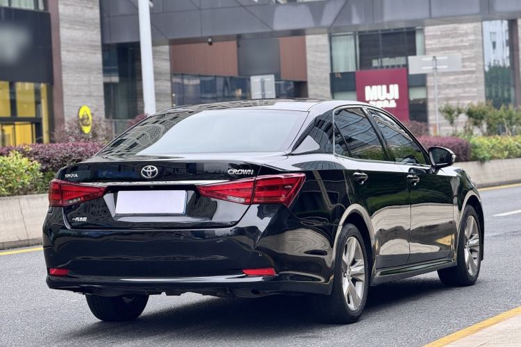 Used Toyota Crown 2015 2.5L Smart Edition Rear Right 45 Deg