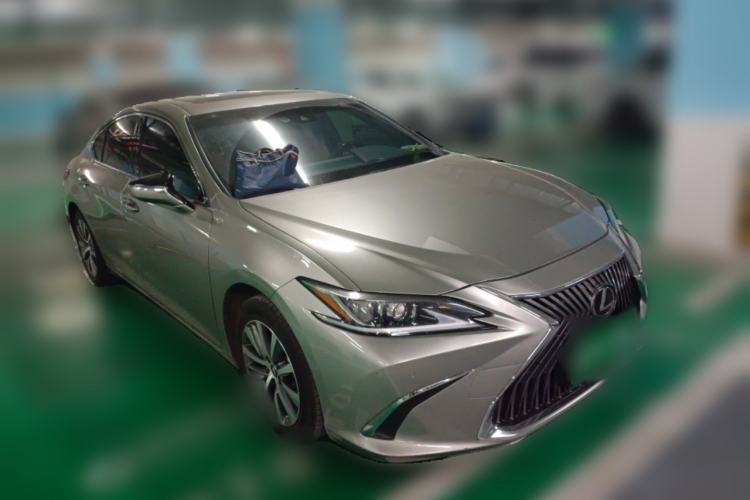 Used Lexus ES 2018 200 Excellence Edition China VI Standard

