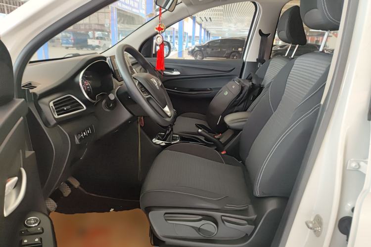 Used Baojun 730 2019 1.5T Manual Fashion Model 7-seater China VI