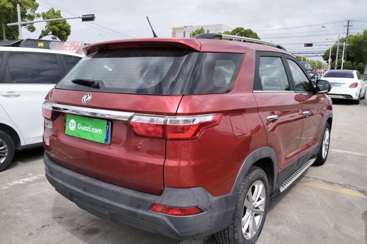 Used Dongfeng Fengon S560 2018 1.8L CVT Elite Model 7 Seats
