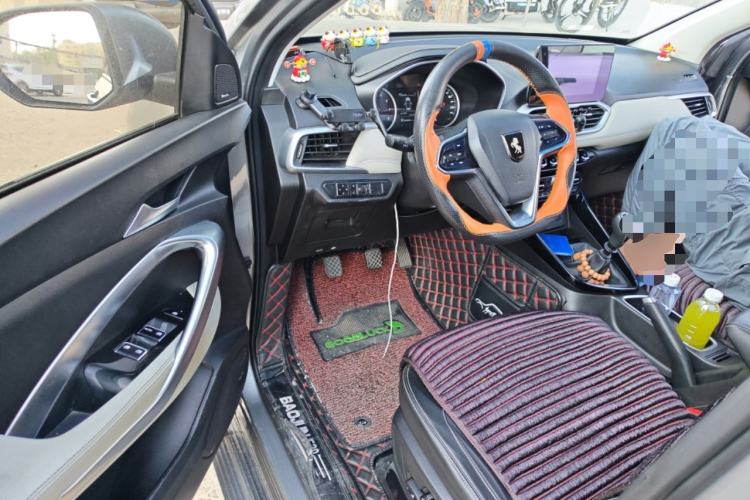 Used Baojun 530 2018 1.5T Manual Luxury Version National V
