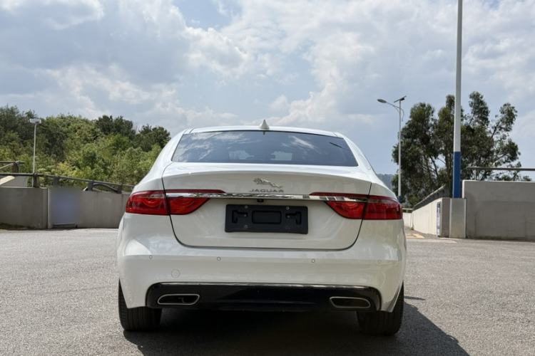 Used Jaguar XFL 2019 XFL 2.0T 200 PS Two-Wheel-Drive Elite Edition
