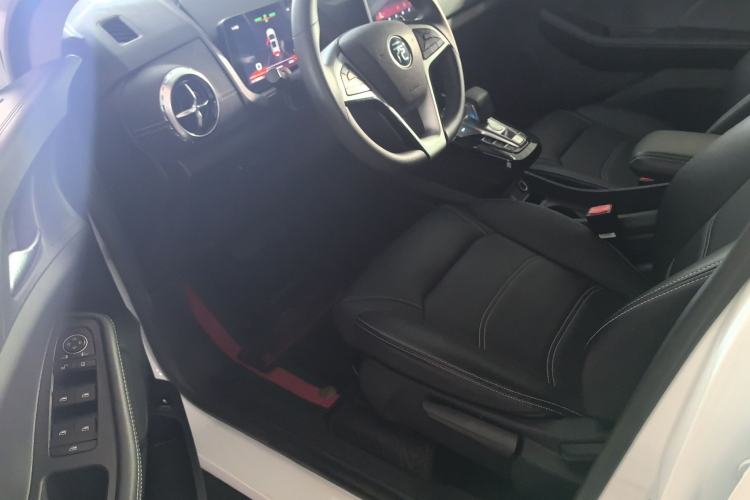 Used BYD Yuan New Energy 2019 EV535 Smart Connect Trendsetting Model