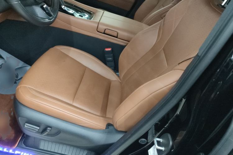 Used Toyota Vellfire 2024 Crown Dual-Engine 2.5L Supreme Executive Edition
