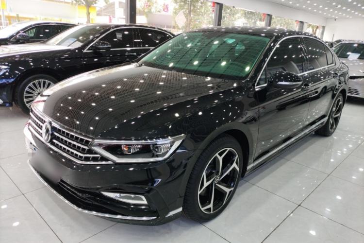 Used Volkswagen Magotan 2023 2 Million Units Limited Edition 330TSI DSG Leading Version