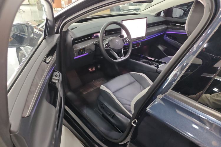 Used Volkswagen ID.7 VIZZION 2024 PRO Model Left Front Seat