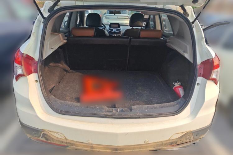 Used Haima S5 2014 1.6L Manual ZhiCheng Model Trunk