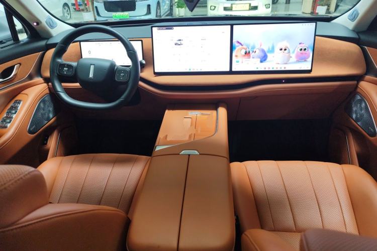 Used Wey Lanshan 2025 Four-Wheel Drive Ultra Center Console